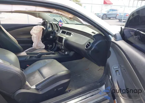 2015 Chevrolet Camaro 2Ss z USA, uszkodzony, nr VIN 2G1FJ1EWXF9235488